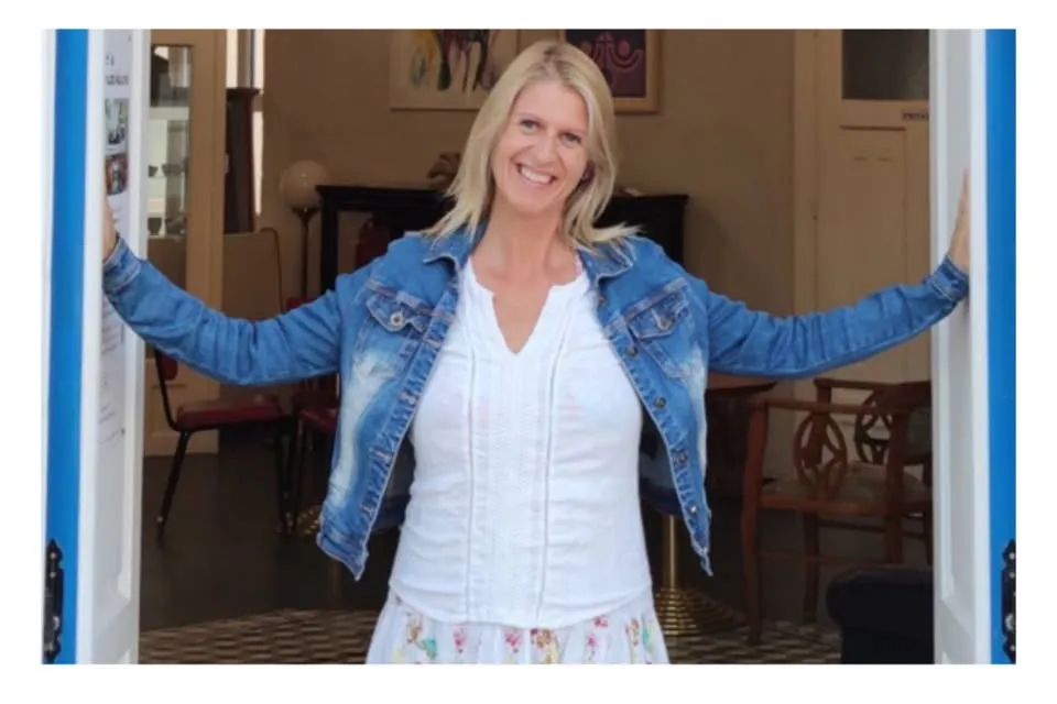 220. Szeged Barta Adrienn Metamorf Reflexológiai pontokon alapuló érintés tanfolyam tanúsítvánnyal